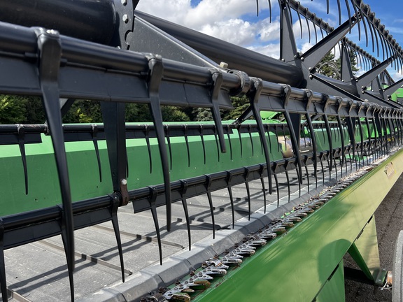 2013 John Deere 640FD Header Combine