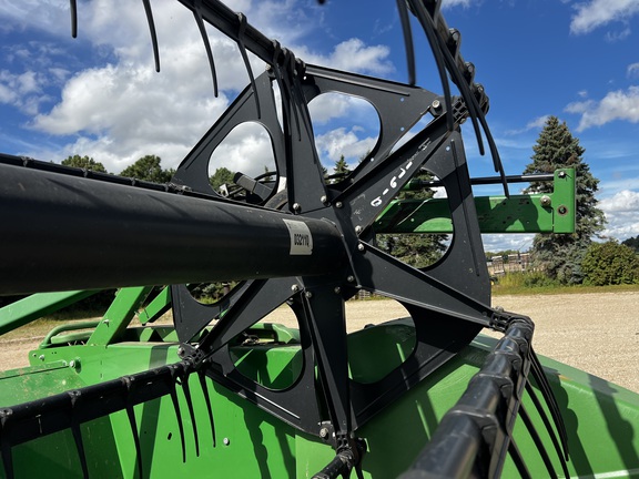 2013 John Deere 640FD Header Combine