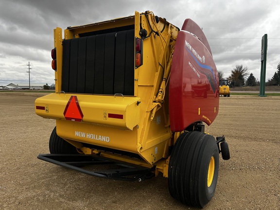 2022 New Holland Rollbelt 560 Baler/Round