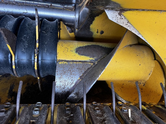 2022 New Holland Rollbelt 560 Baler/Round