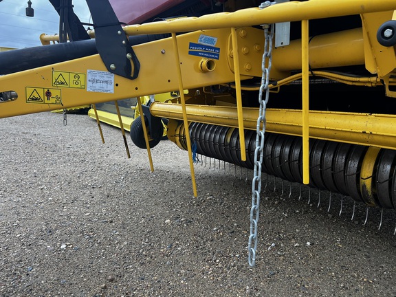2022 New Holland Rollbelt 560 Baler/Round
