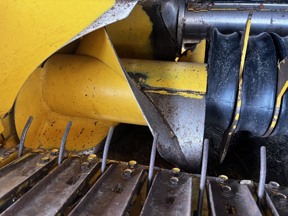 2022 New Holland Rollbelt 560 Baler/Round