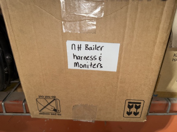 2022 New Holland Rollbelt 560 Baler/Round