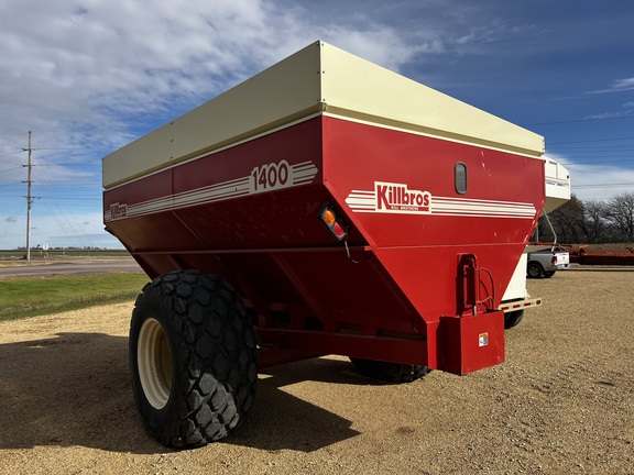 2000 Killbros 1400 Grain Cart