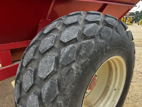 2000 Killbros 1400 Grain Cart