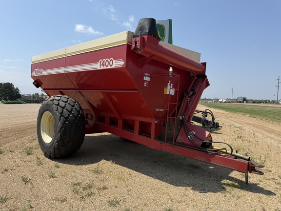 2000 Killbros 1400 Grain Cart