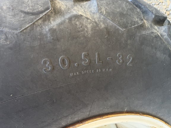 2000 Killbros 1400 Grain Cart