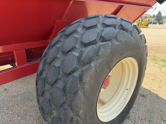 2000 Killbros 1400 Grain Cart