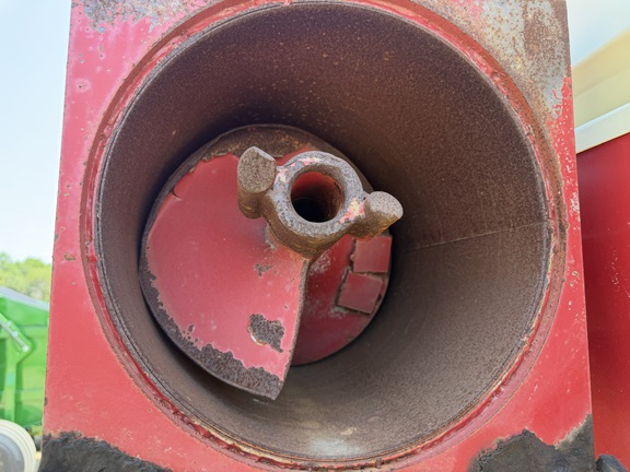 2000 Killbros 1400 Grain Cart