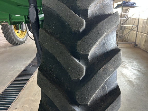 2023 John Deere 616R Sprayer/High Clearance