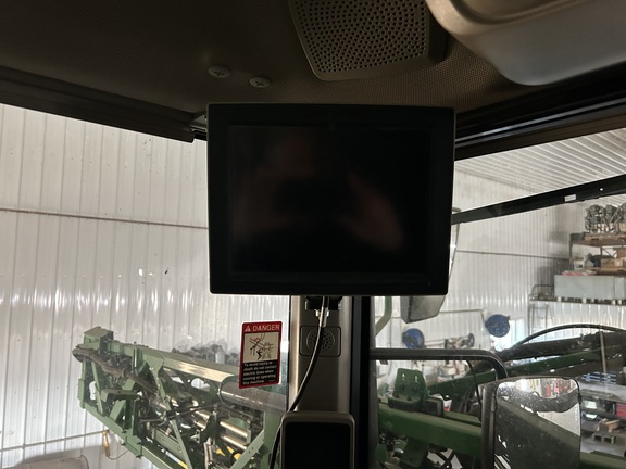 2023 John Deere 616R Sprayer/High Clearance