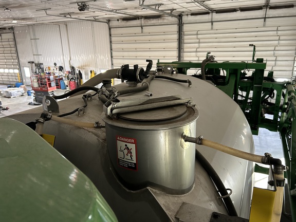 2023 John Deere 616R Sprayer/High Clearance