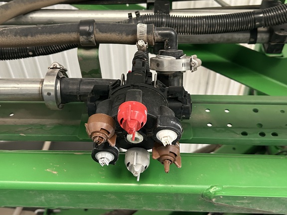 2023 John Deere 616R Sprayer/High Clearance