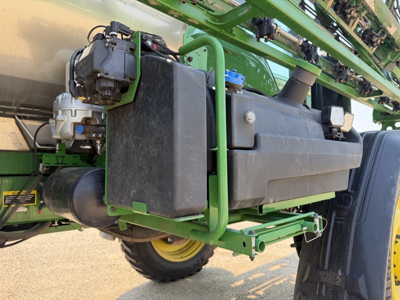 2023 John Deere 616R Sprayer/High Clearance