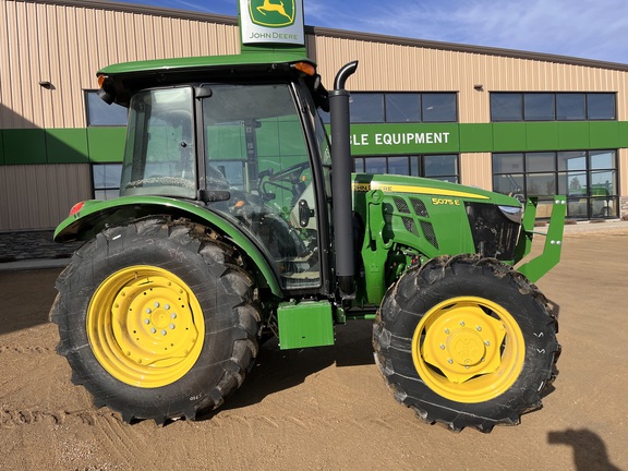 2025 John Deere 5075E Tractor