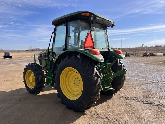 2025 John Deere 5075E Tractor