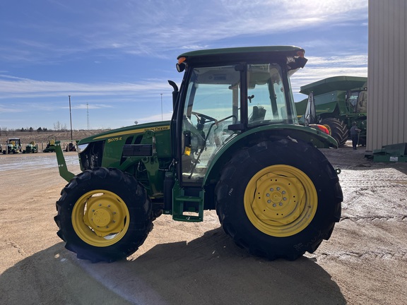 2025 John Deere 5075E Tractor