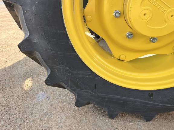 2025 John Deere 5075E Tractor