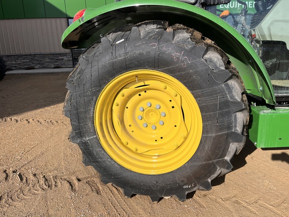 2025 John Deere 5075E Tractor