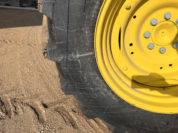 2025 John Deere 5075E Tractor