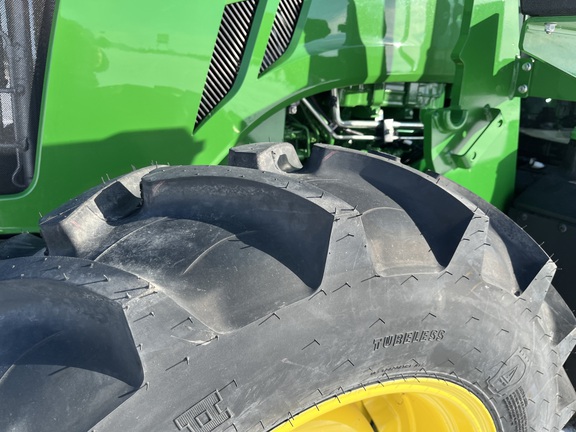 2025 John Deere 5090E Tractor