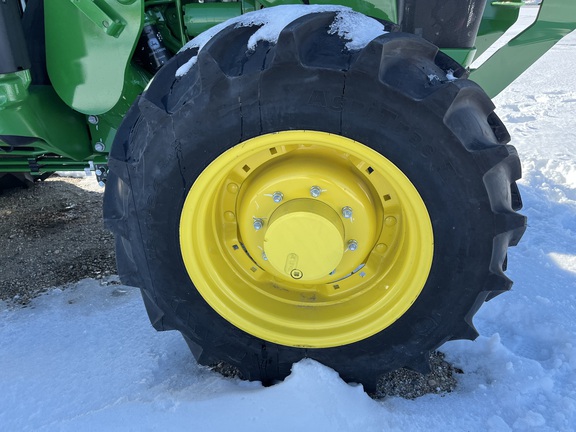 2025 John Deere 5090E Tractor