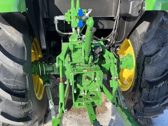 2025 John Deere 5090E Tractor