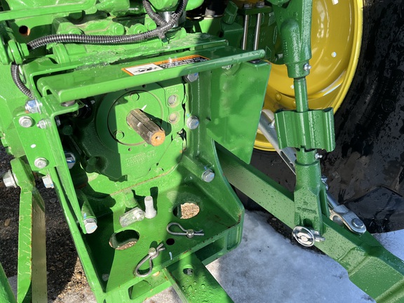 2025 John Deere 5090E Tractor