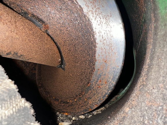 2013 John Deere S680 Combine