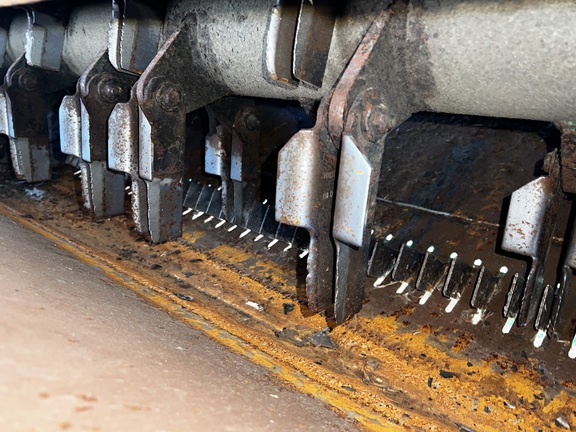 2013 John Deere S680 Combine