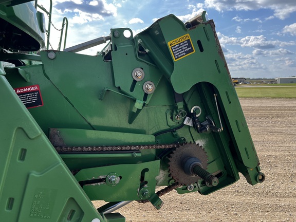 2013 John Deere S680 Combine