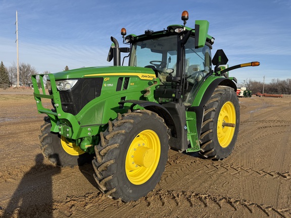 2023 John Deere 6R 165 Tractor