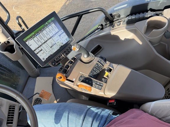 2023 John Deere 6R 165 Tractor