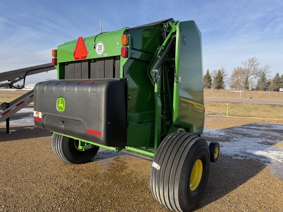 2025 John Deere 561M Baler/Round