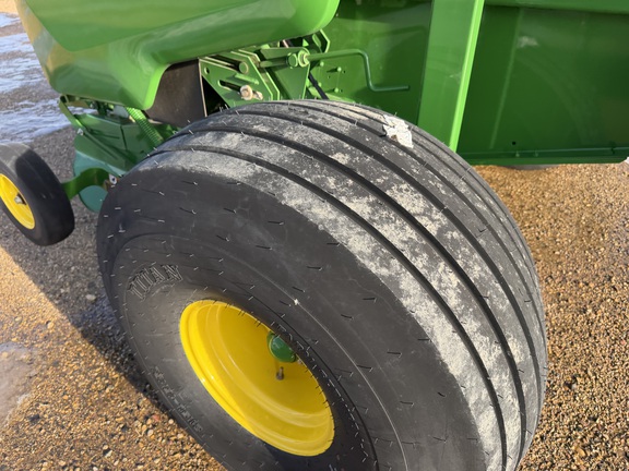 2025 John Deere 561M Baler/Round