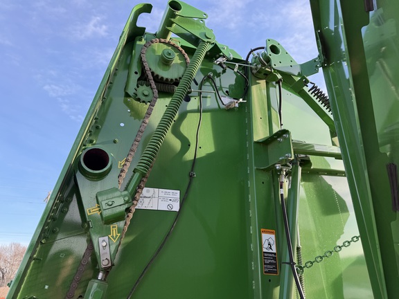 2025 John Deere 561M Baler/Round