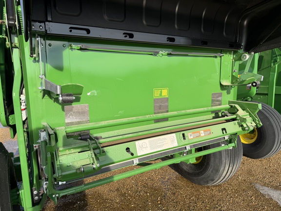 2025 John Deere 561M Baler/Round