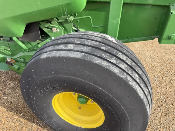 2025 John Deere 561M Baler/Round