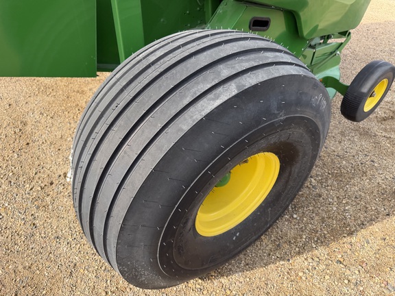 2025 John Deere 561M Baler/Round