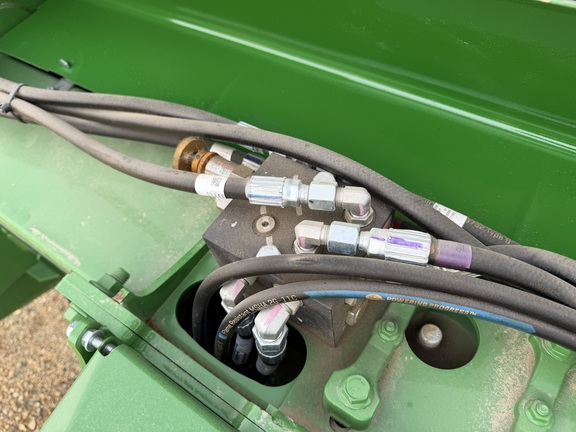 2025 John Deere 561M Baler/Round