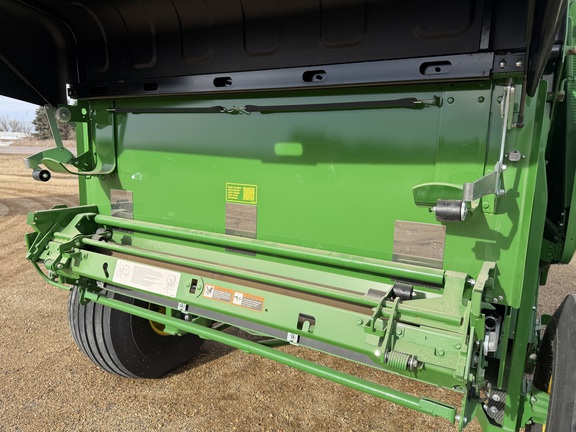 2025 John Deere 561M Baler/Round