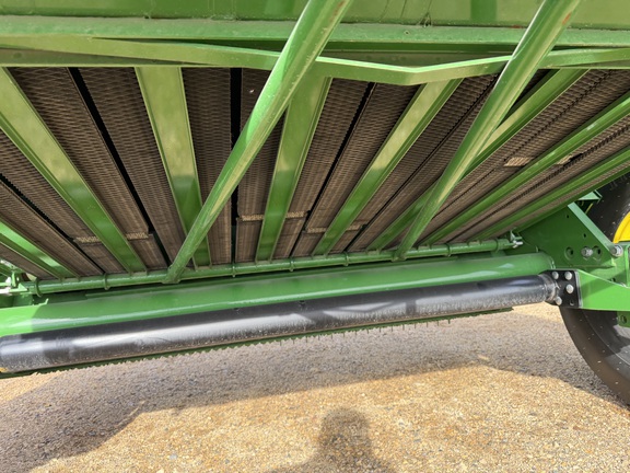 2025 John Deere 561M Baler/Round