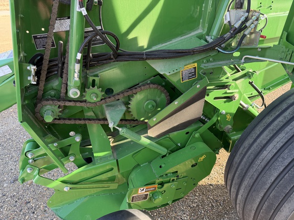 2025 John Deere 561M Baler/Round