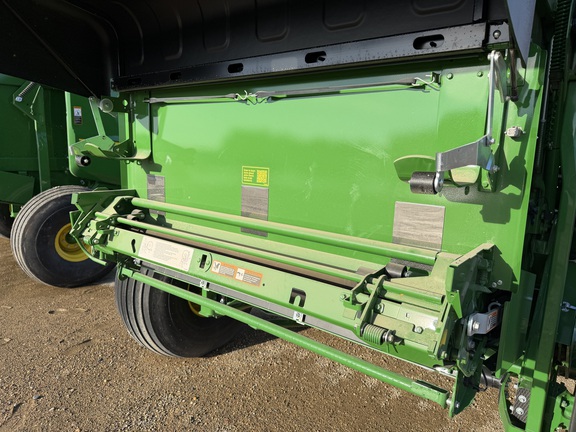 2025 John Deere 561M Baler/Round