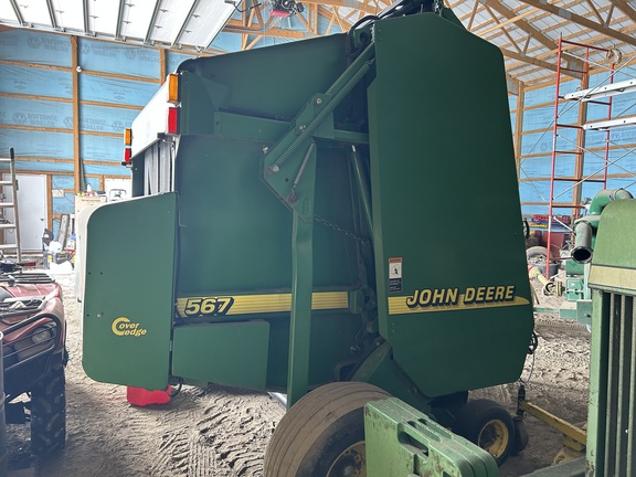 2001 John Deere 567 Baler/Round