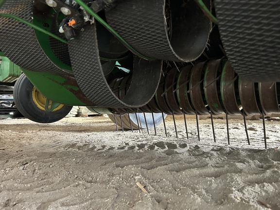 2001 John Deere 567 Baler/Round