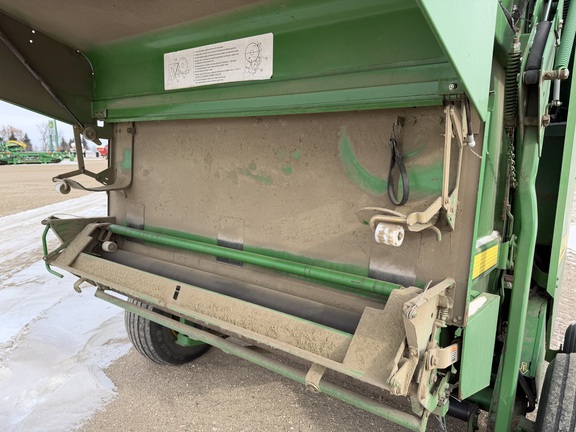 2001 John Deere 567 Baler/Round