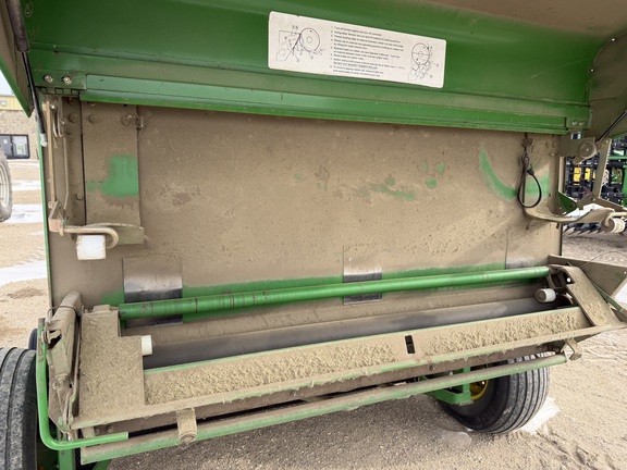 2001 John Deere 567 Baler/Round