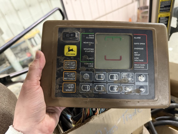 2001 John Deere 567 Baler/Round