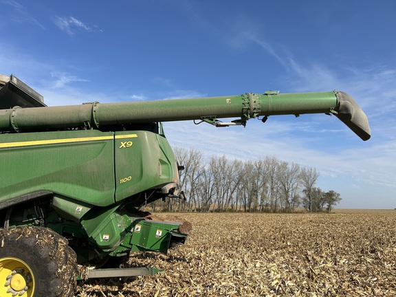 2023 John Deere X9 1100 Combine